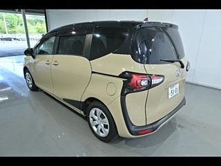 TOYOTA SIENTA 2019