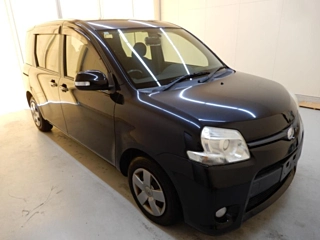 TOYOTA SIENTA 2014