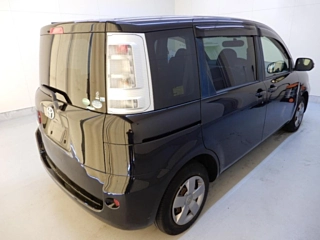 TOYOTA SIENTA 2014