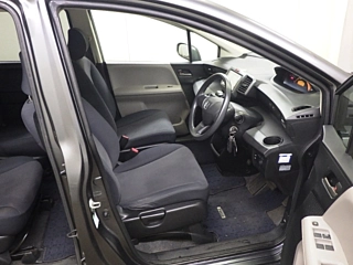 HONDA FREED 2009