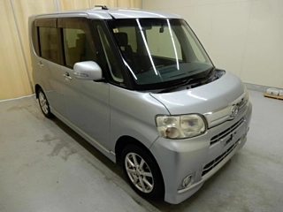 DAIHATSU TANTO 2012