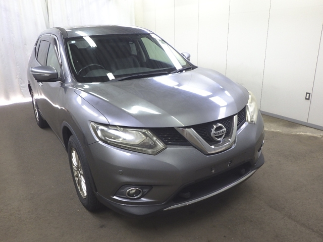 NISSAN X-TRAIL 2015