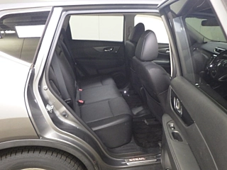 NISSAN X-TRAIL 2015