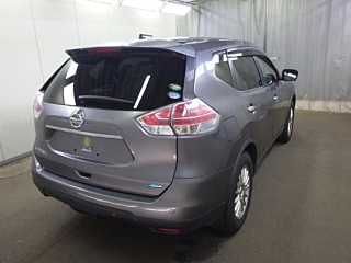NISSAN X-TRAIL 2015