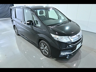 HONDA STEP WAGON 2015