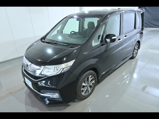 HONDA STEP WAGON 2015