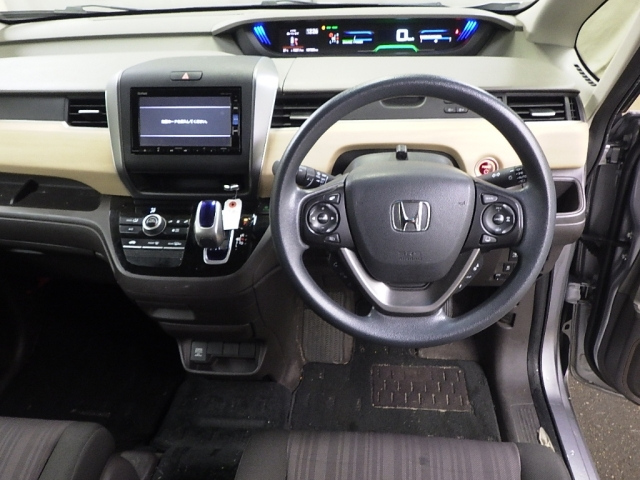 HONDA FREED 2018
