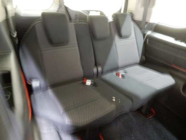 HONDA STEP WAGON 2017