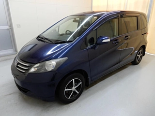 HONDA FREED 2010