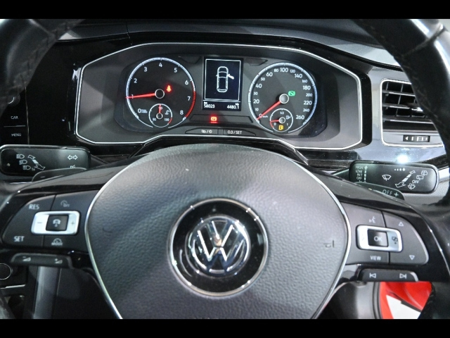 VOLKSWAGEN POLO 2018
