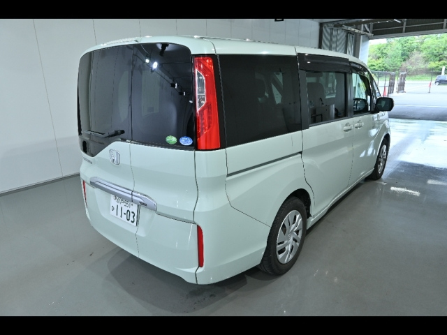 HONDA STEP WAGON 2015