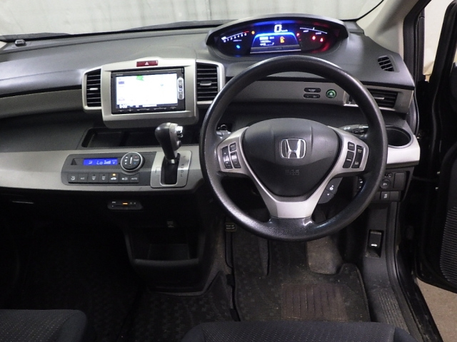 HONDA FREED 2014