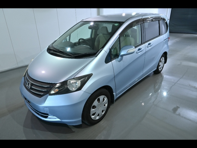 HONDA FREED 2008