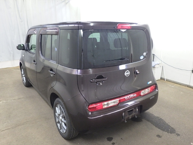 NISSAN CUBE 2012