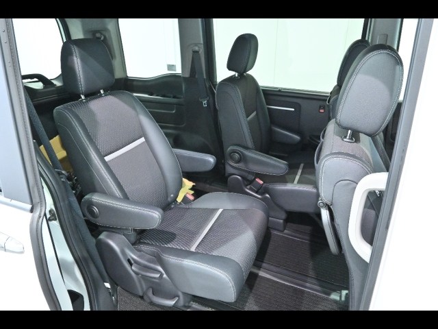 HONDA STEP WAGON 2015