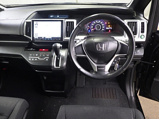 HONDA STEP WAGON 2013