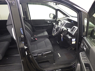 HONDA STEP WAGON 2013