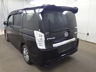 HONDA STEP WAGON 2013