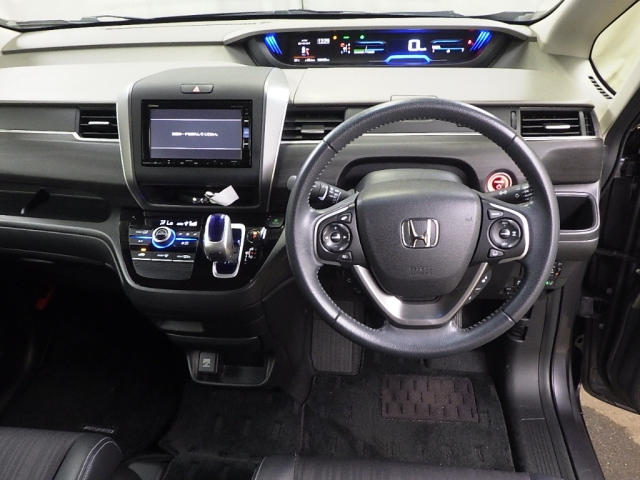 HONDA FREED 2017