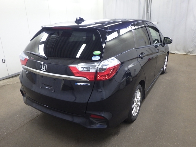 HONDA SHUTTLE 2016