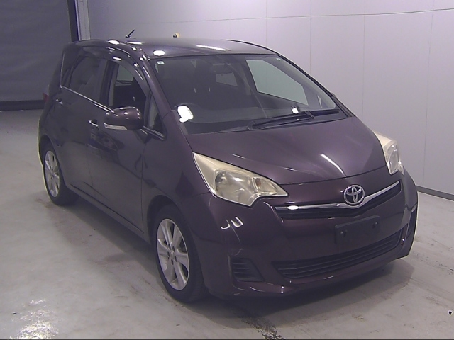 TOYOTA RACTIS 2010