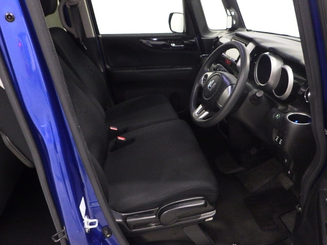 HONDA N BOX 2017