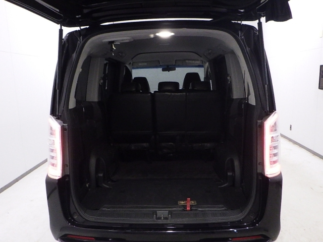 HONDA STEP WAGON 2012