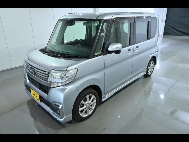 DAIHATSU TANTO 2017