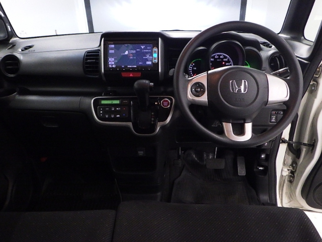 HONDA N BOX 2014