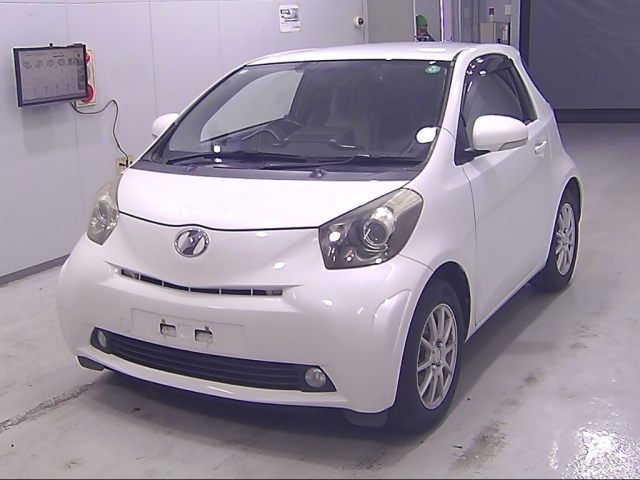 TOYOTA IQ 2009