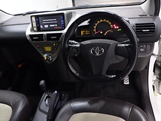 TOYOTA IQ 2009