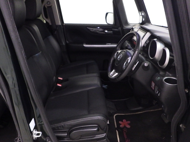 HONDA N BOX PLUS 2016