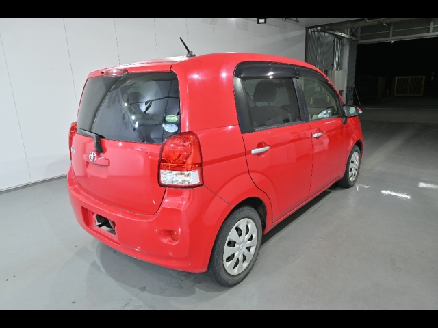 TOYOTA PORTE 2014