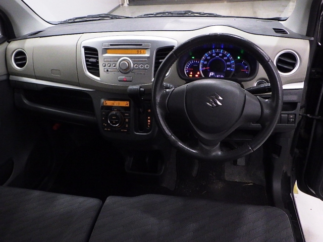 SUZUKI WAGON R 2013