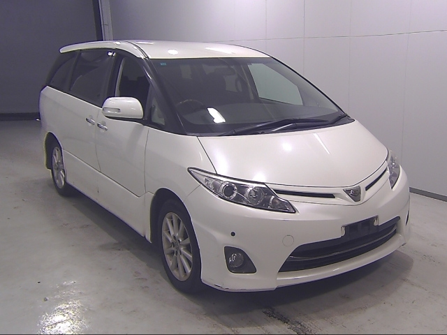 TOYOTA ESTIMA 2010