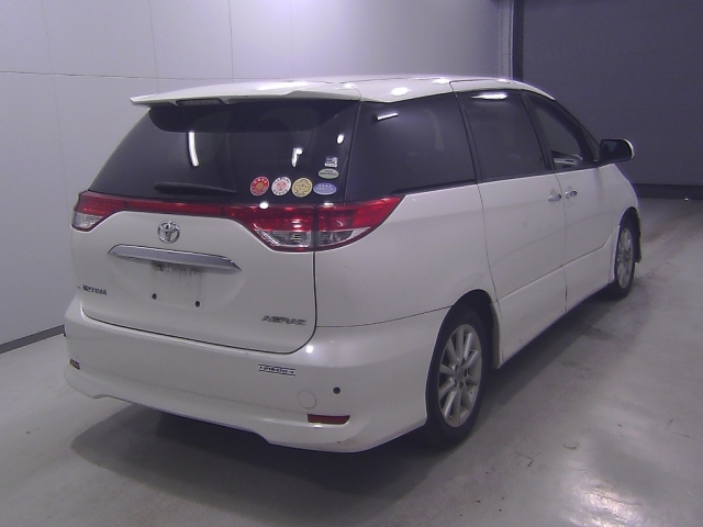 TOYOTA ESTIMA 2010