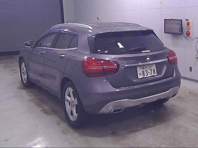MERCEDES BENZ GLA CLASS 2017