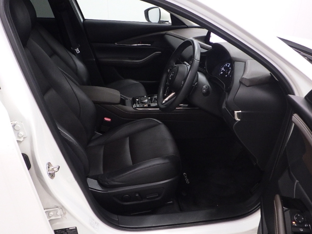 MAZDA CX-30 2020