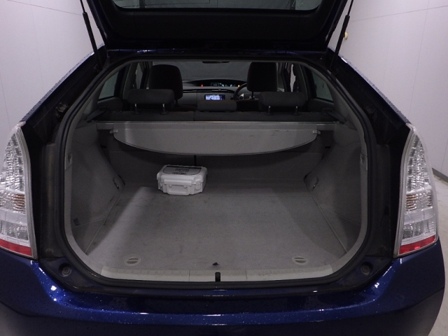 TOYOTA PRIUS 2010