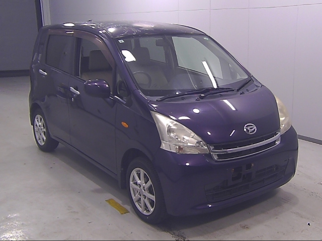 DAIHATSU MOVE 2011