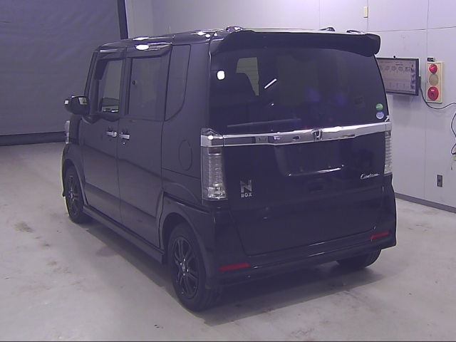 HONDA N BOX 2016