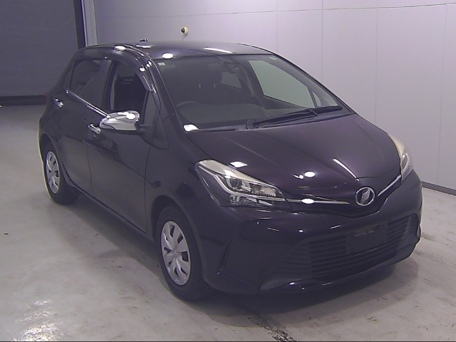 TOYOTA VITZ 2014