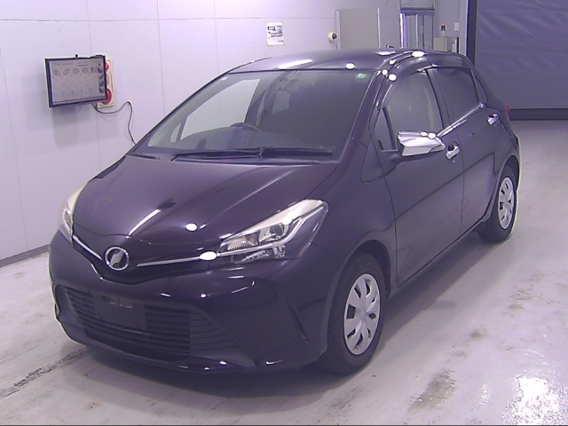 TOYOTA VITZ 2014