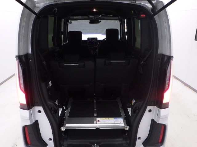 HONDA N BOX 2024