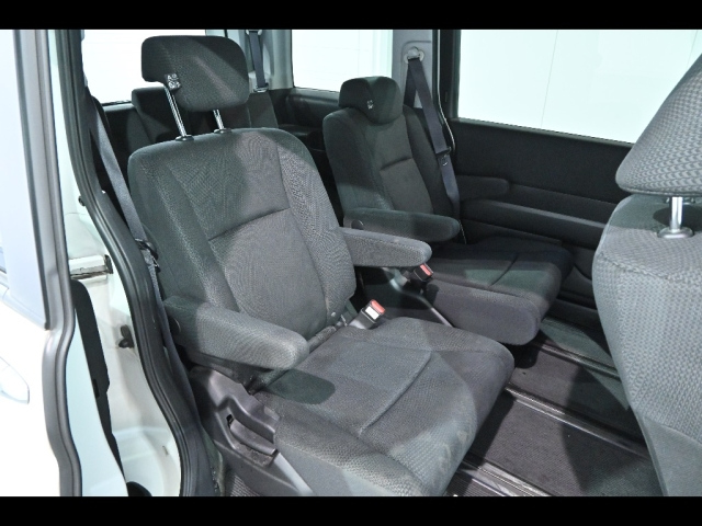 HONDA STEP WAGON 2012