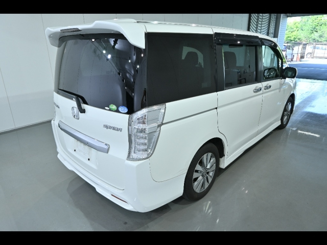 HONDA STEP WAGON 2012