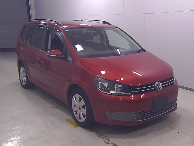 VOLKSWAGEN GOLF TOURAN 2011