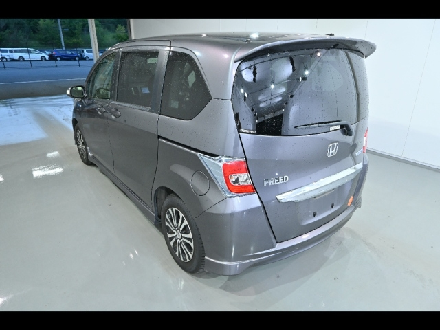 HONDA FREED 2014