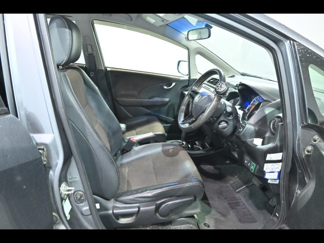 HONDA FIT SHUTTLE 2012