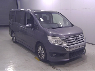 HONDA STEP WAGON 2013